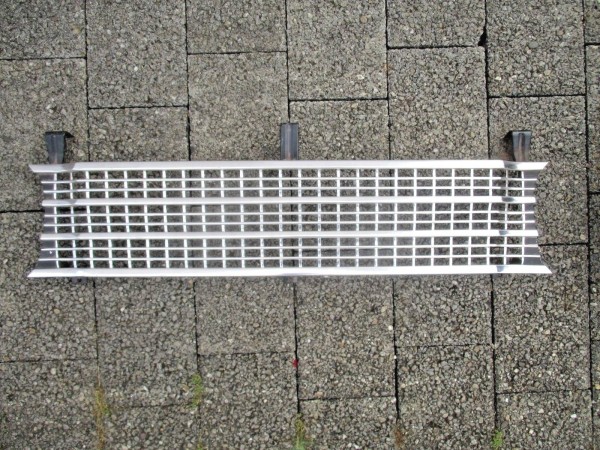 Ford Taunus P7 Kühlergrill Grill Frontgrill
